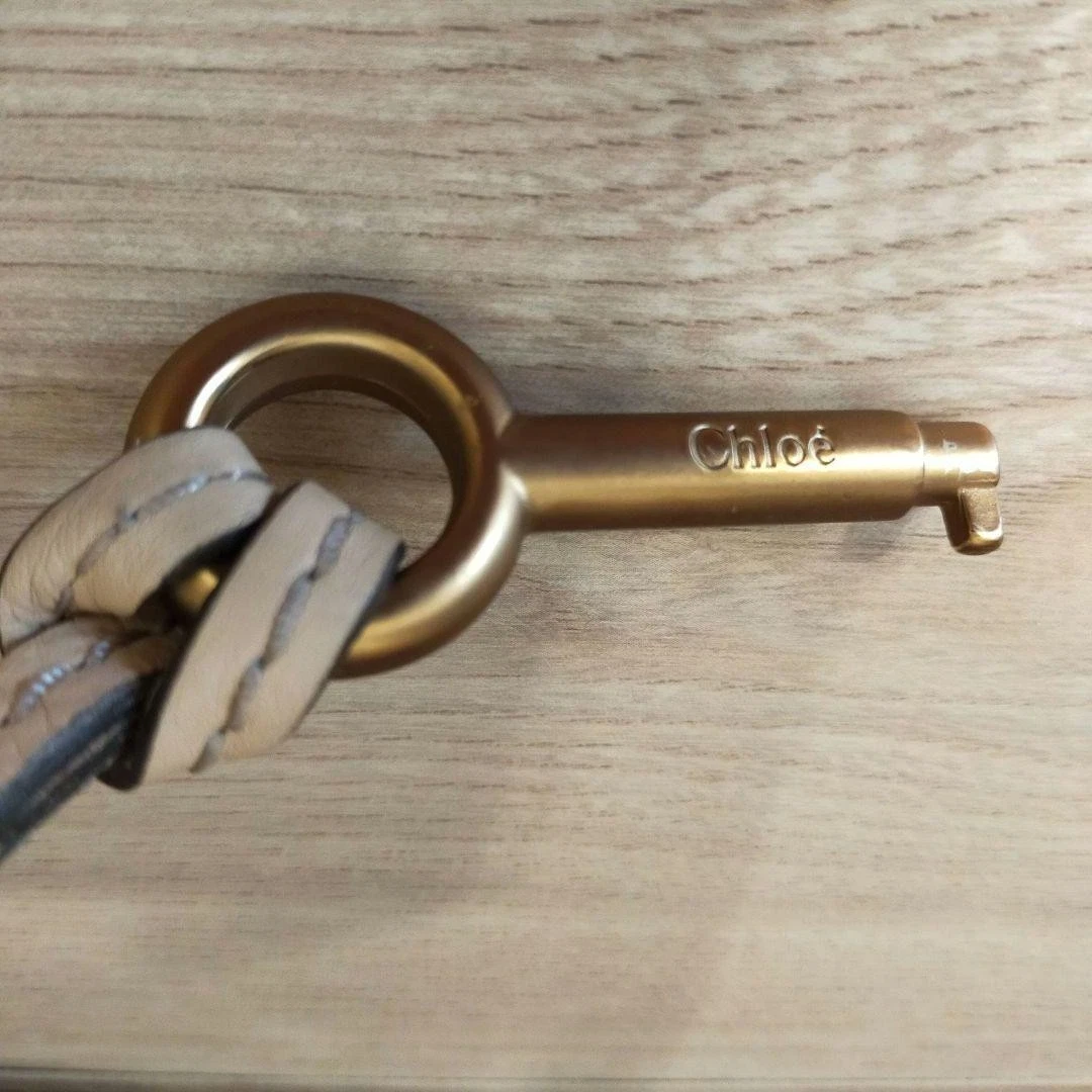 Authentic Chloe Paddington Beige Handbag Shoulder Bag Gold hardware Padlock Key