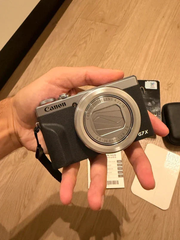 Canon G7X Mark III Powershot Camera