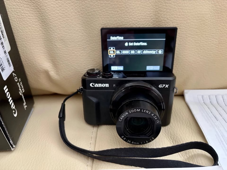 Canon PowerShot G7X Mark II