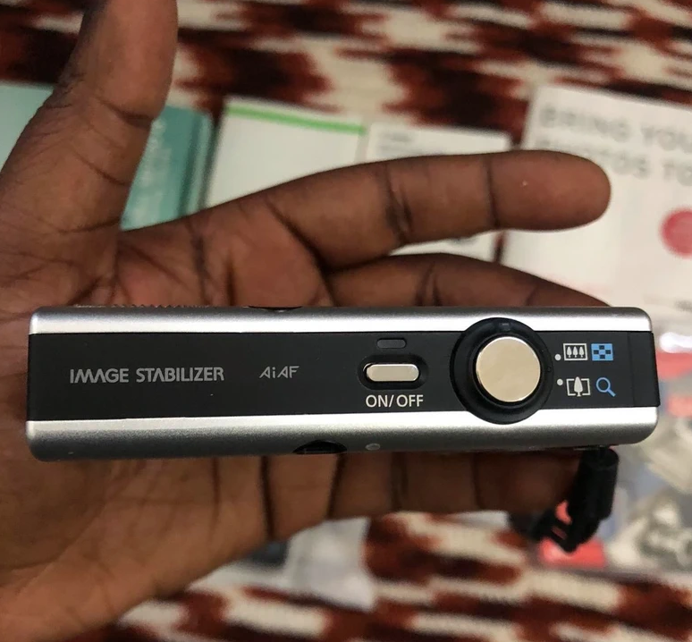 Canon PowerShot ELPH SD1100 IS 8.0MP Digital Camera