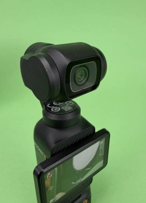 DJI Osmo Pocket 3 Creator Combo - Like New Video Camera