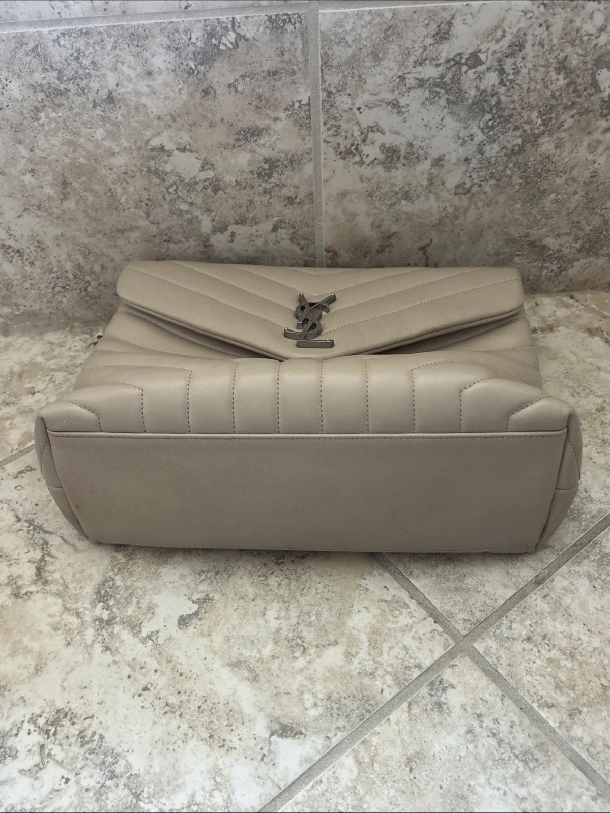 yves saint laurent loulou bag medium
