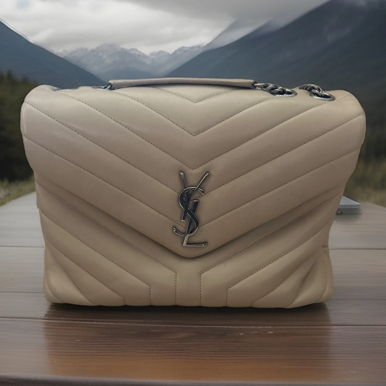 yves saint laurent loulou bag medium